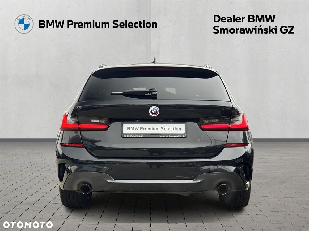 BMW Seria 3 330i xDrive - 25