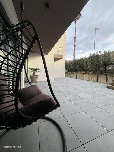 T3 com terraço na Encosta da Ferrara