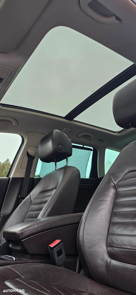 Volkswagen Passat Variant 2.0 TDI DPF DSG Highline - 14