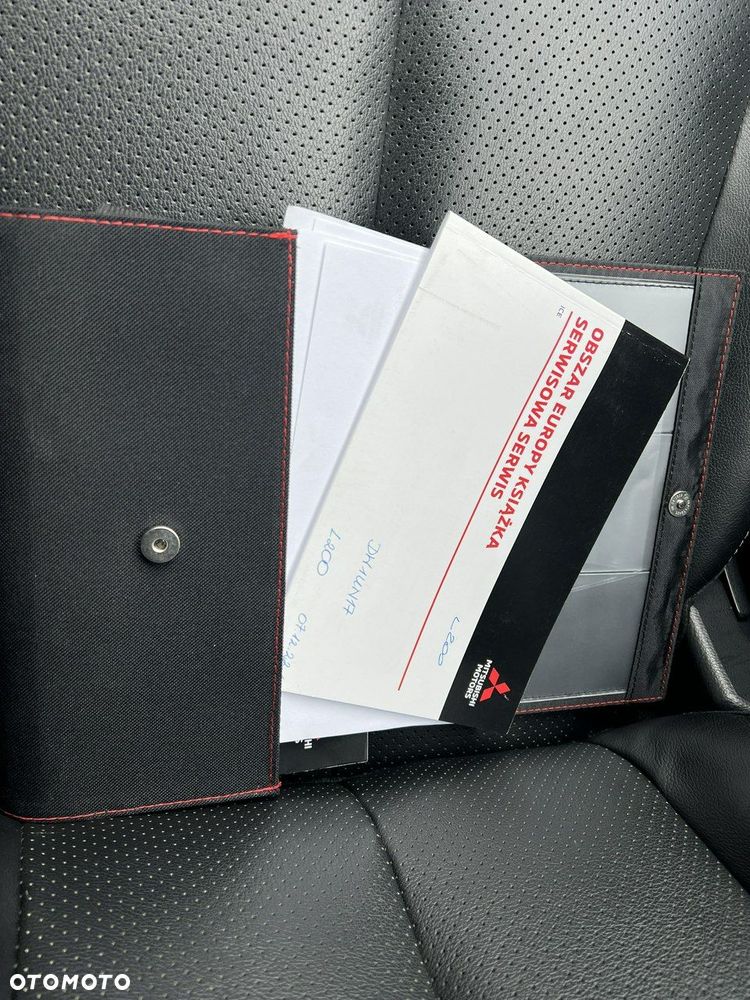 Mitsubishi L200 2.2 d DC Instyle Plus - 31