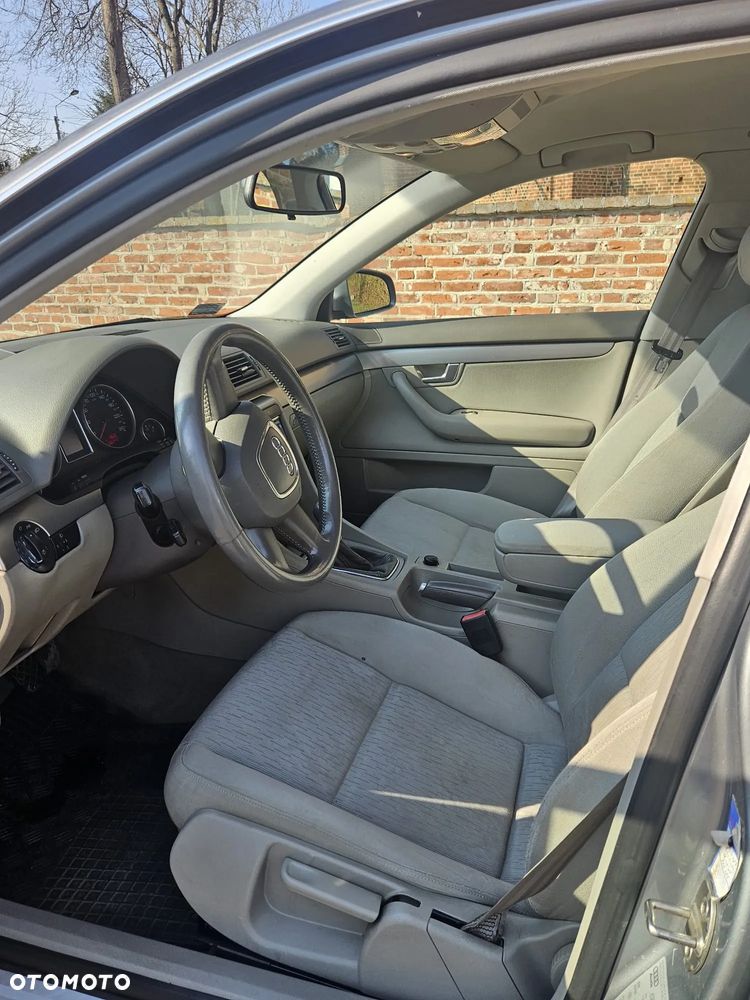 Audi A4 Limousine 2.0 TDI - 12