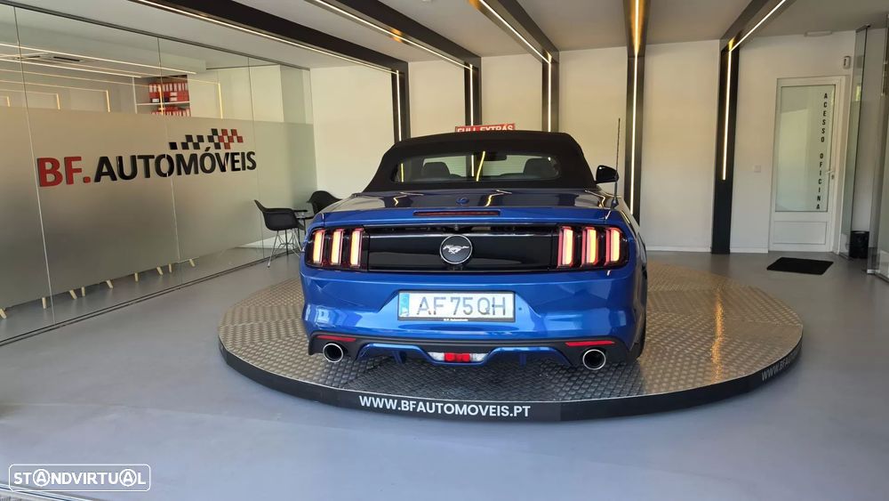 Ford Mustang Cabrio 2.3 Eco Boost - 19