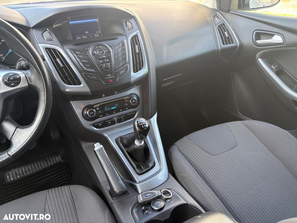 Ford Focus 1.0 EcoBoost Start-Stopp-System TITANIUM - 14
