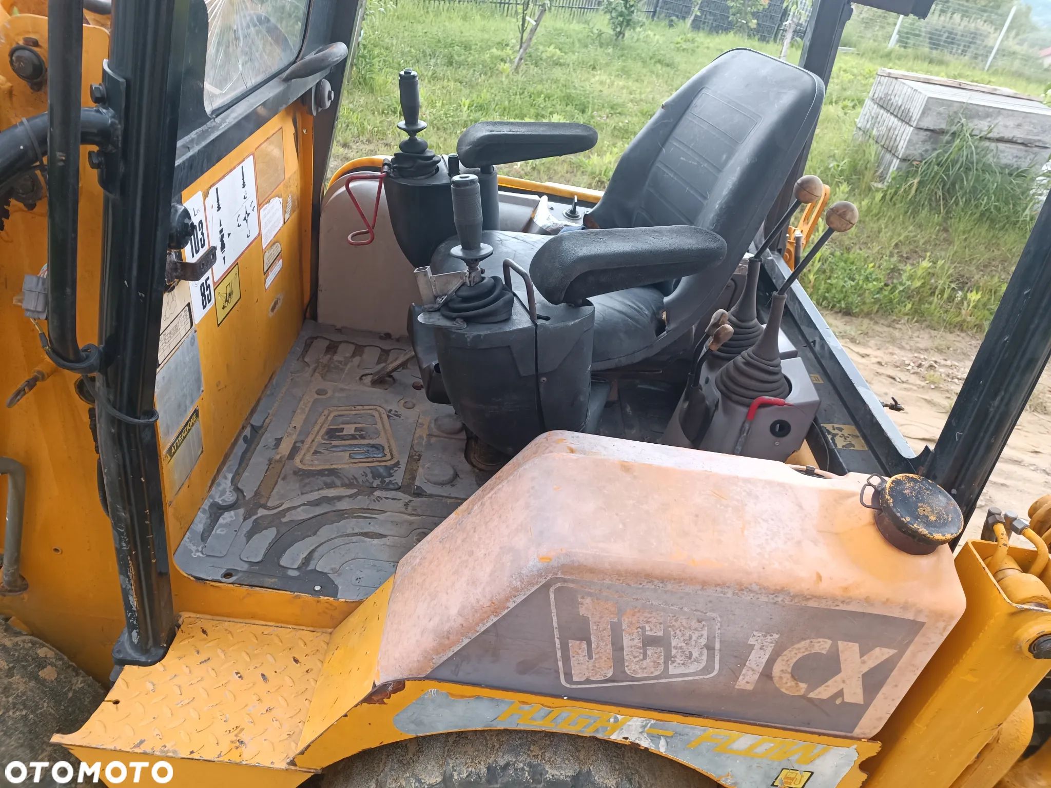 1cx jcb mini koparko ładowarka bobcat - 1