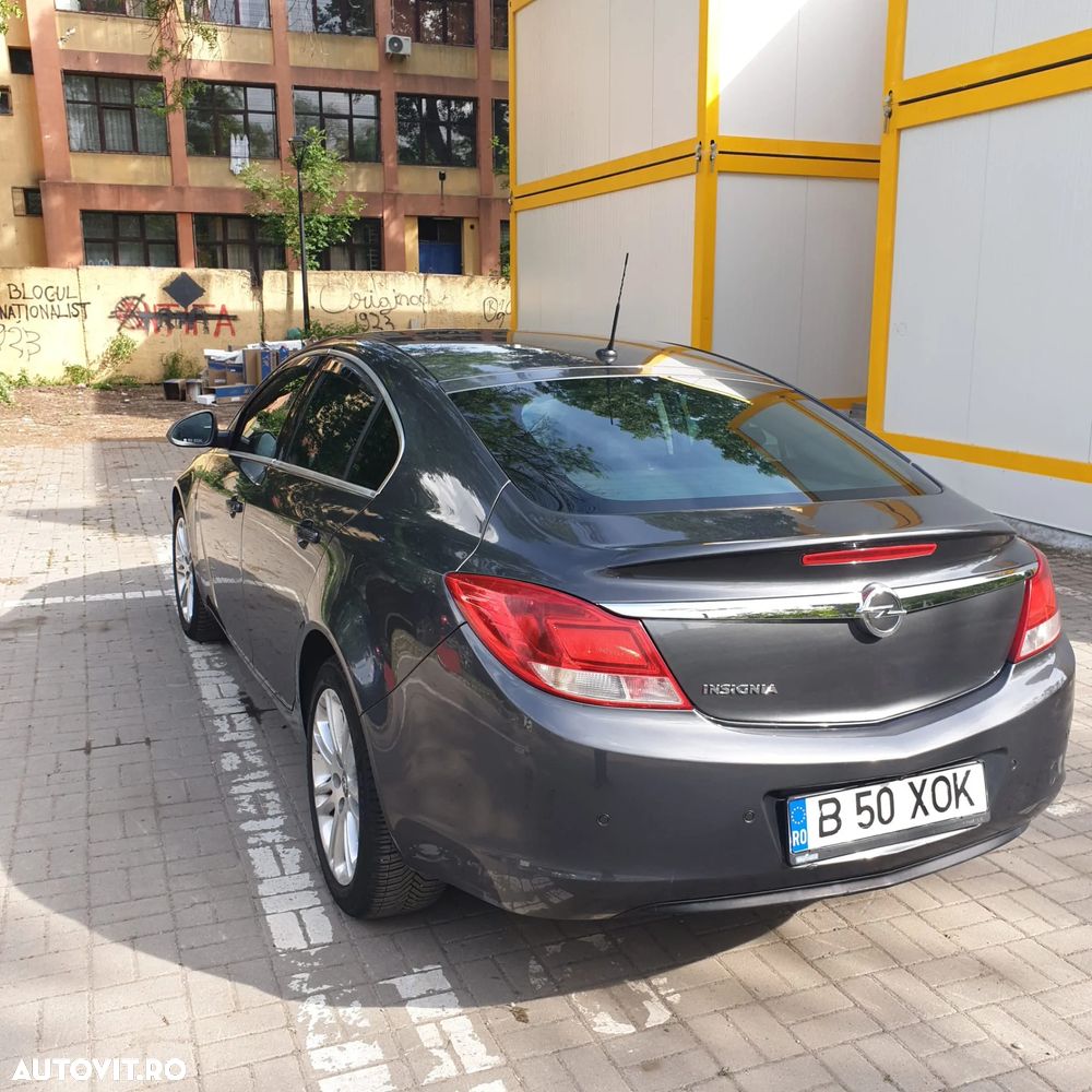 Opel Insignia 1.8 - 8