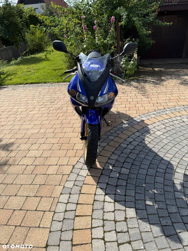 Yamaha TZR - 2
