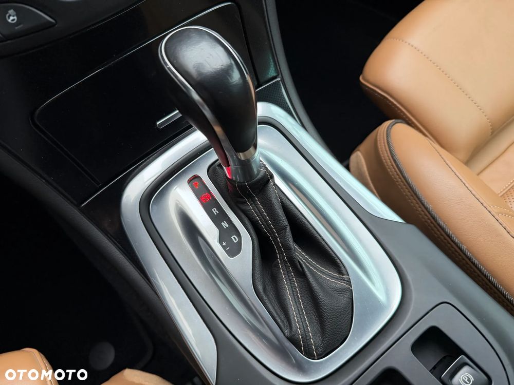 Opel Insignia 2.0 Automatik Business Innovation - 28