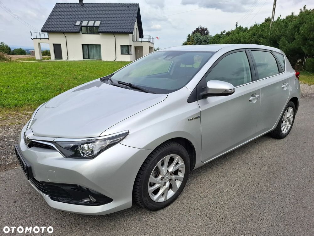 Toyota Auris - 2