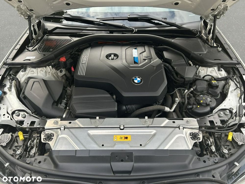 BMW Seria 3 - 26