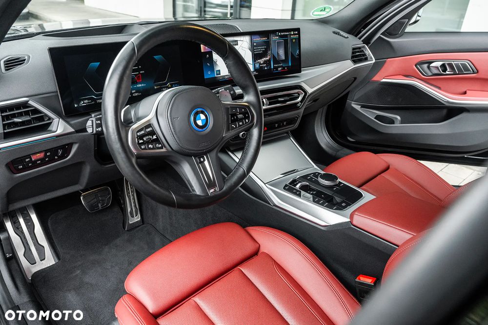 BMW Seria 3 330e xDrive M Sport sport - 6