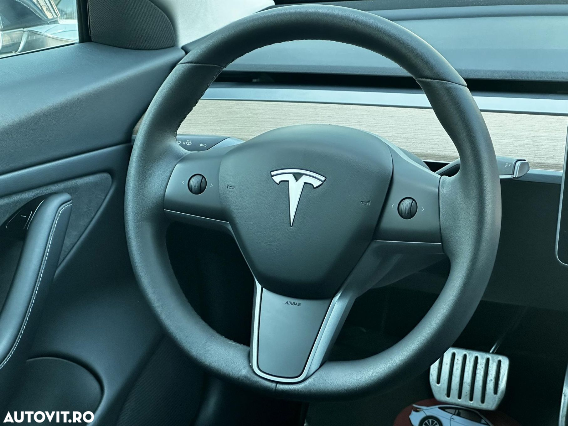 Tesla Model 3 Performance - 10