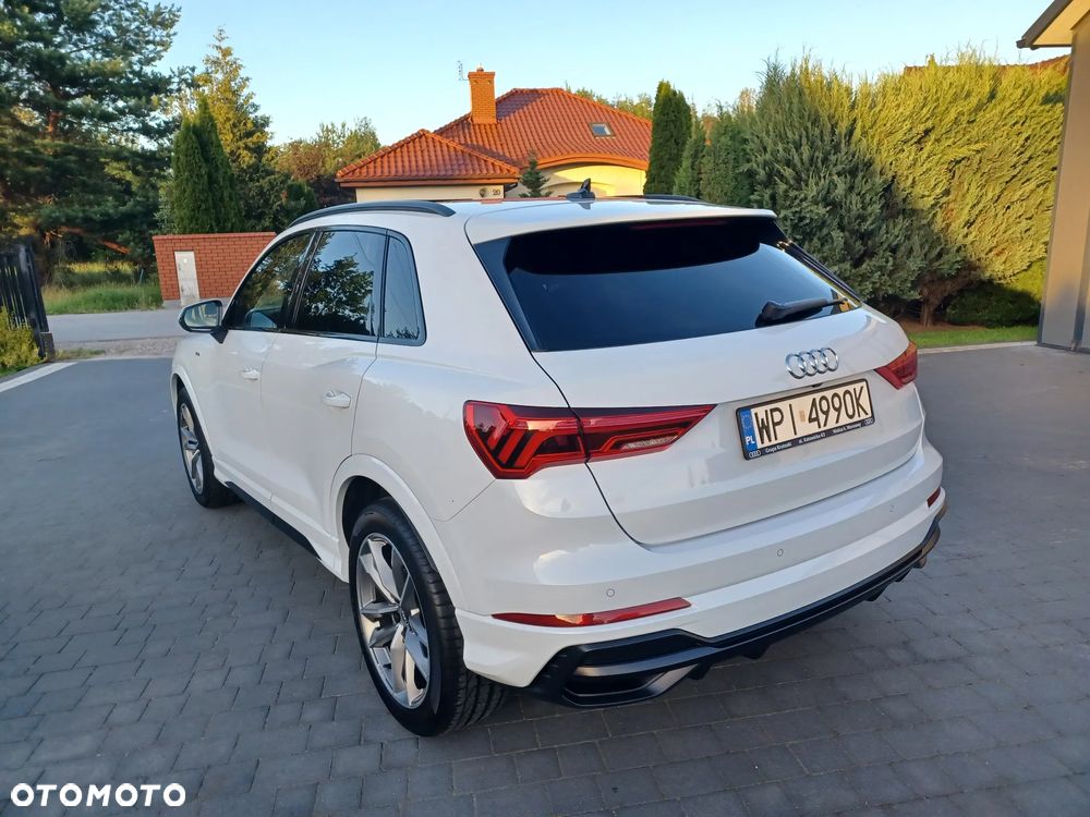 Audi Q3 2.0 TDI S tronic sport - 13