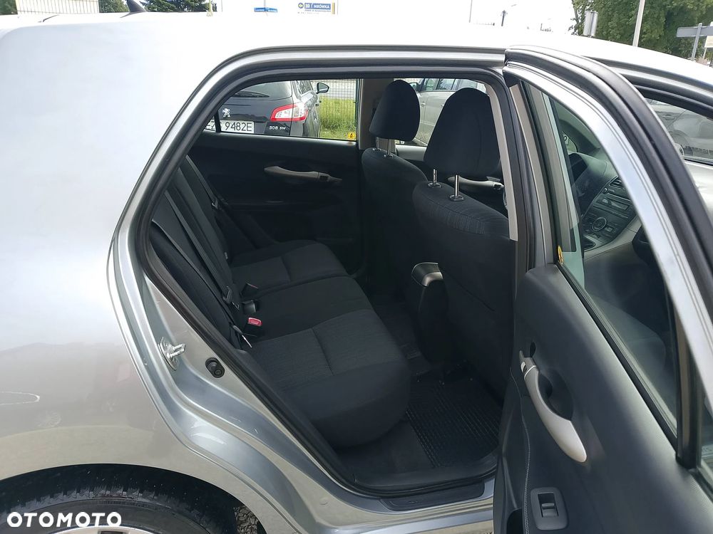 Toyota Auris 1.6 VVT-i Prestige - 14