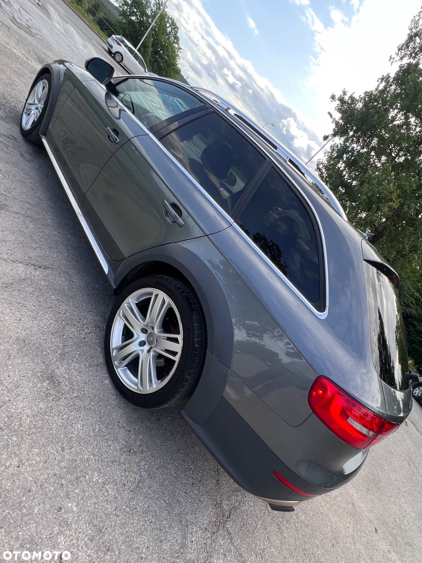 Audi A4 Allroad quattro 2.0 TFSI S tronic - 17