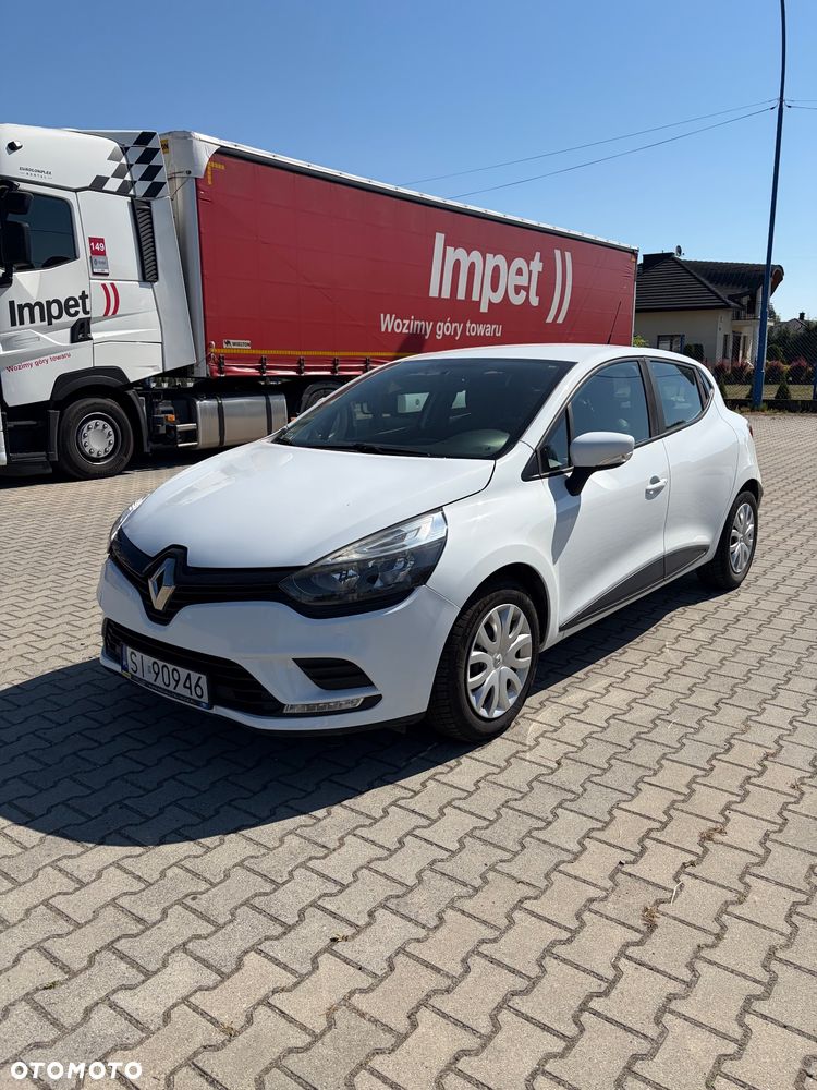 Renault Clio - 1