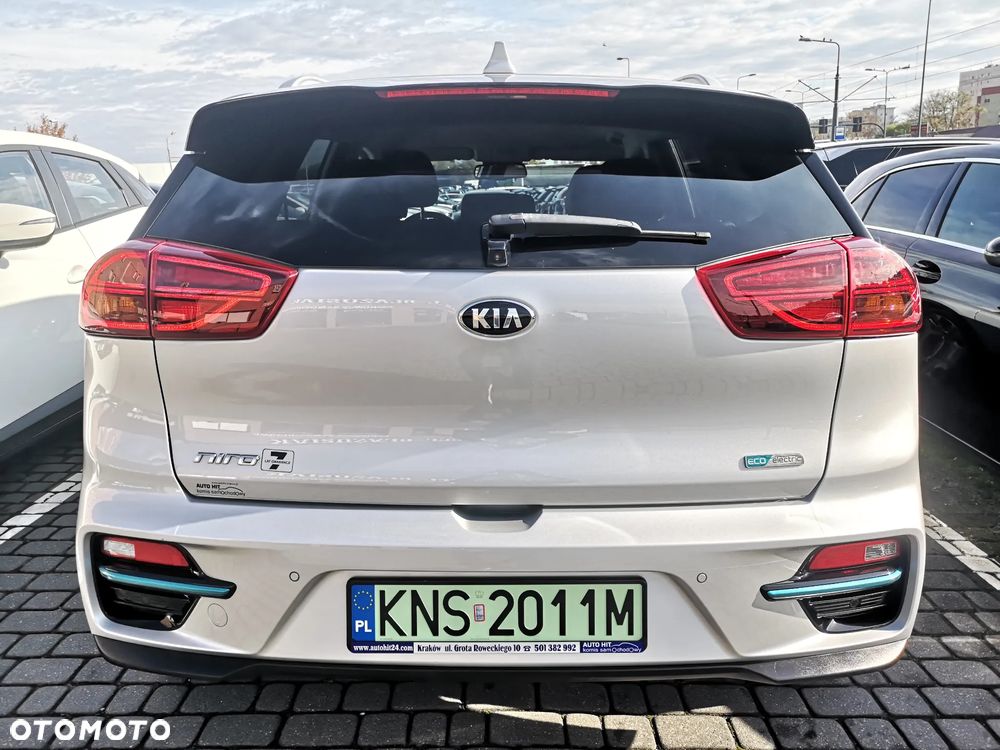 Kia Niro e-Niro 64kWh XL - 4