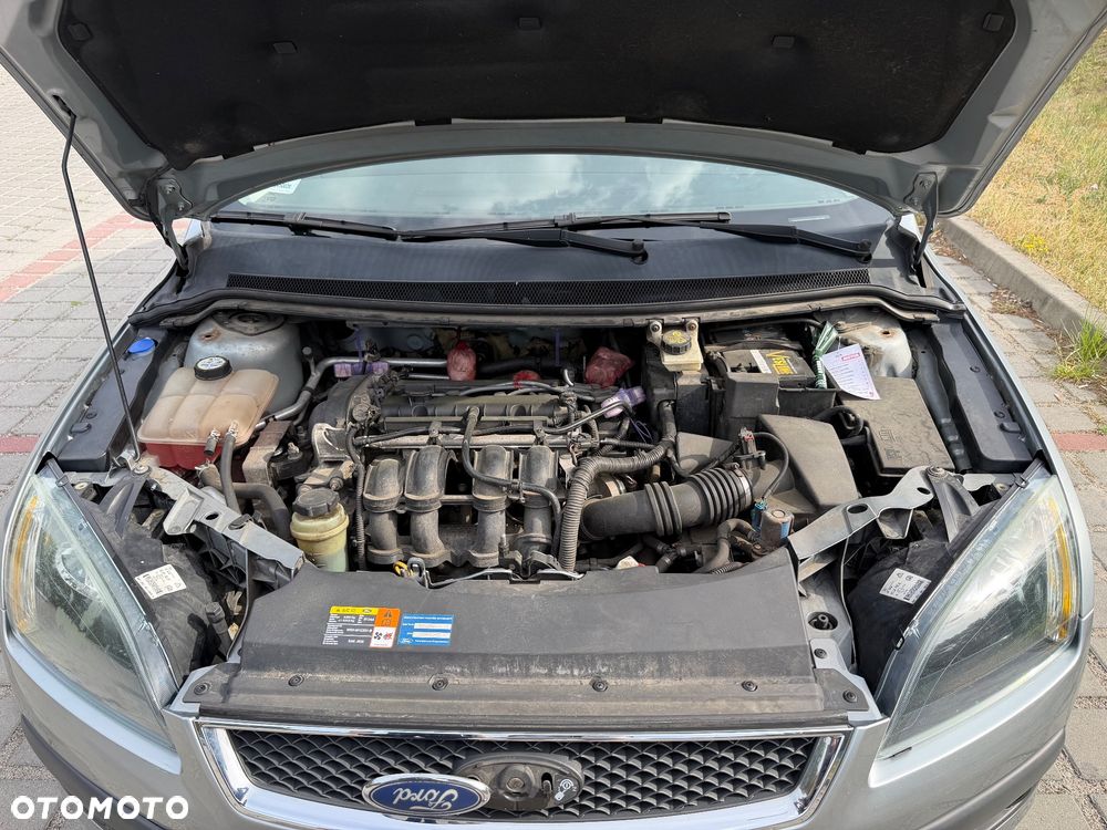Ford Focus 1.6 Ti-VCT Style - 15