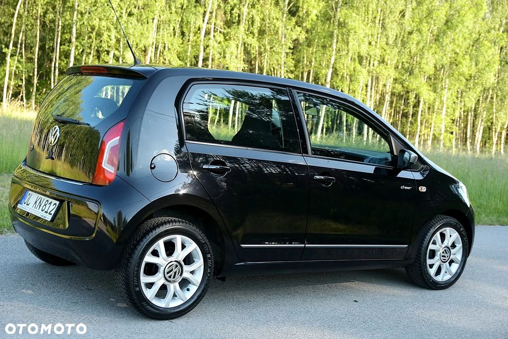 Volkswagen up! - 9
