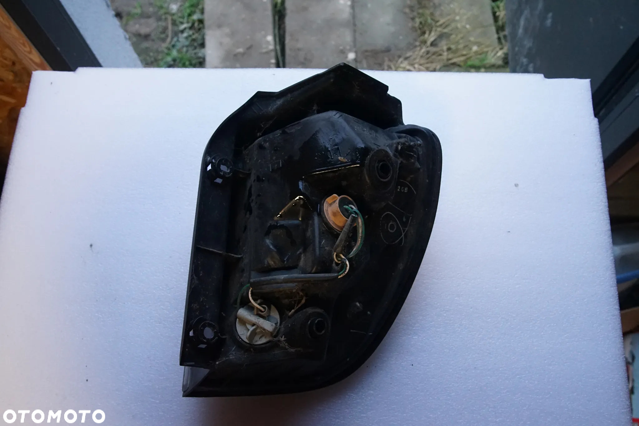 Lampa tył tylna lewa Lexus RX I - 6