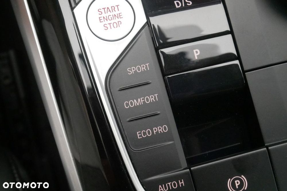 BMW Seria 3 - 24