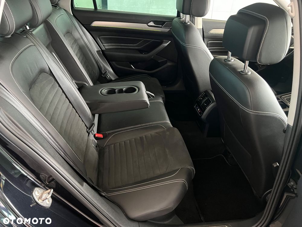 Volkswagen Passat 2.0 TDI EVO Business - 25