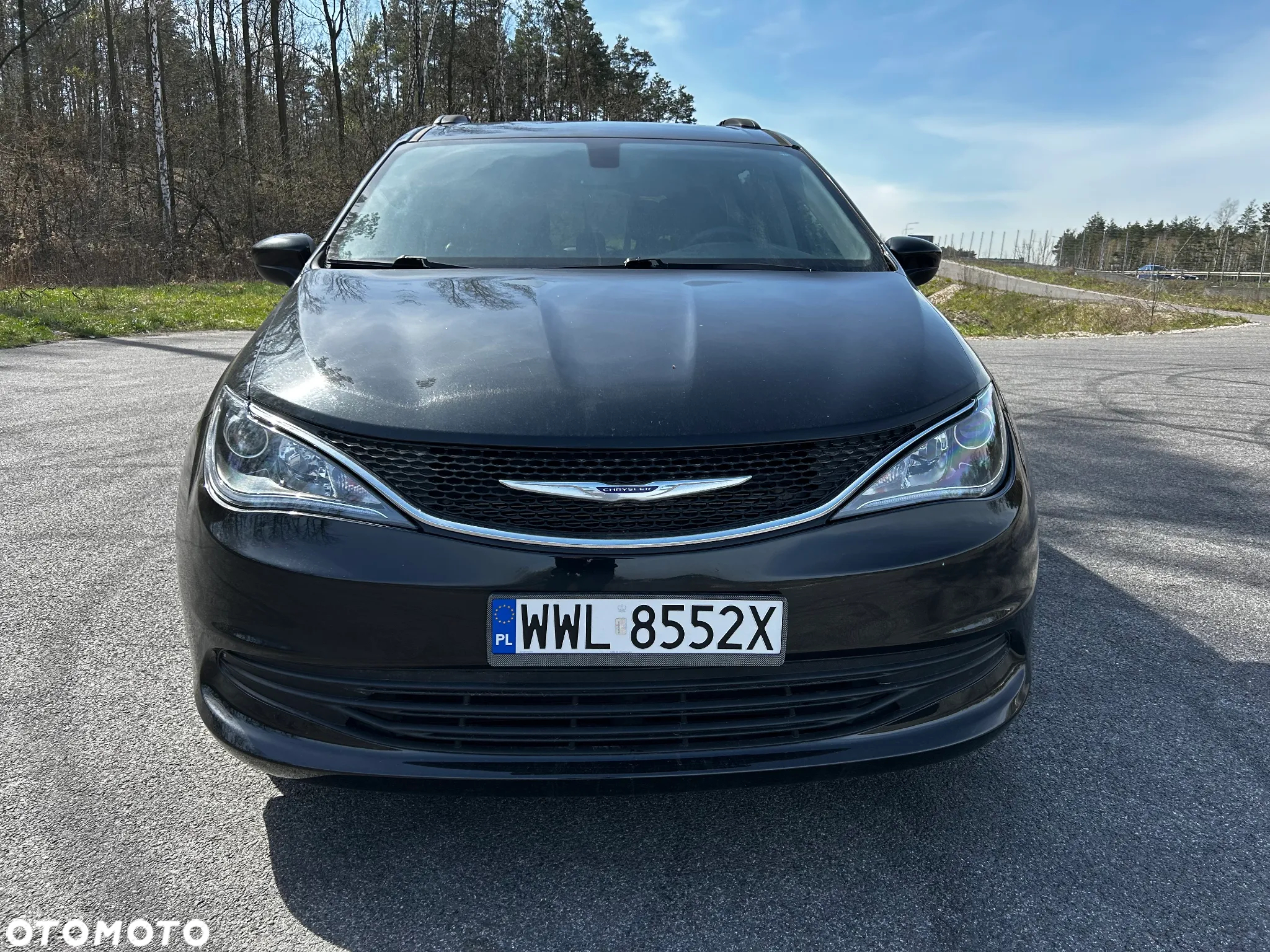 Chrysler Pacifica - 11