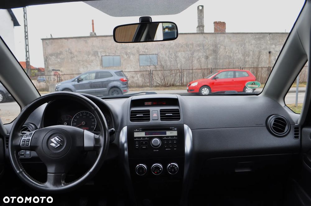 Suzuki SX4 1.6 VVT 4x2 Comfort - 12