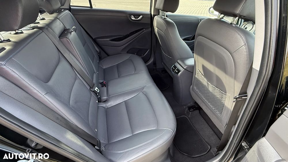 Hyundai IONIQ 1.6 GDI Premium - 9