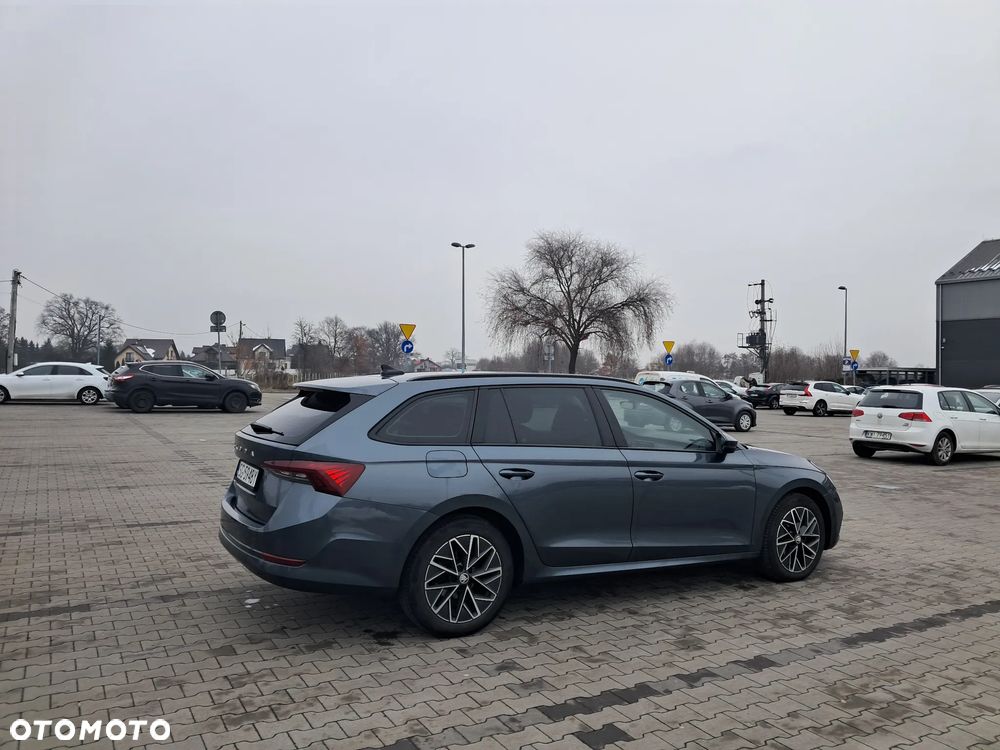 Skoda Octavia 2.0 TDI Ambition DSG - 5