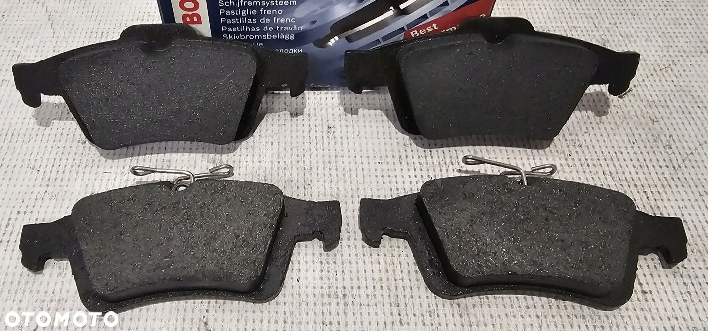 NOWE KLOCKI HAMULCOWE TYŁ CITROEN RENAULT MAZDA FORD SAAB JAGUAR OPEL VOLVO - 2