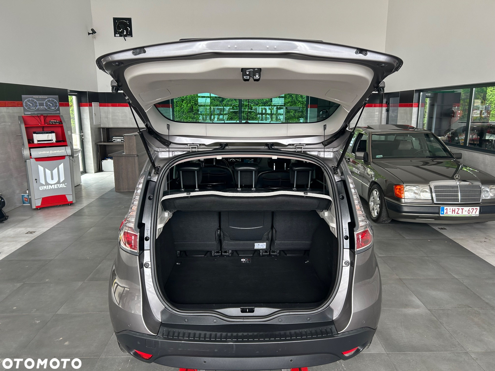 Renault Scenic ENERGY TCe 130 BOSE EDITION - 25