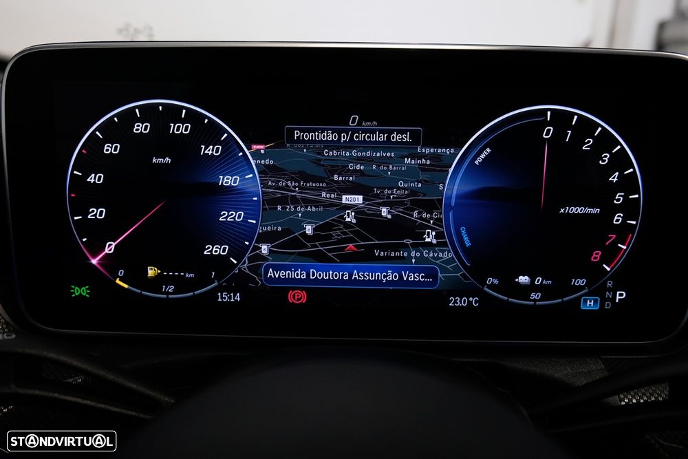 Mercedes-Benz C 300 e T 9G-TRONIC AMG Line - 18