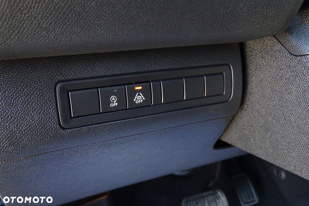 Peugeot 308 BlueHDi FAP 130 EAT8 Stop & Start GT Pack - 24