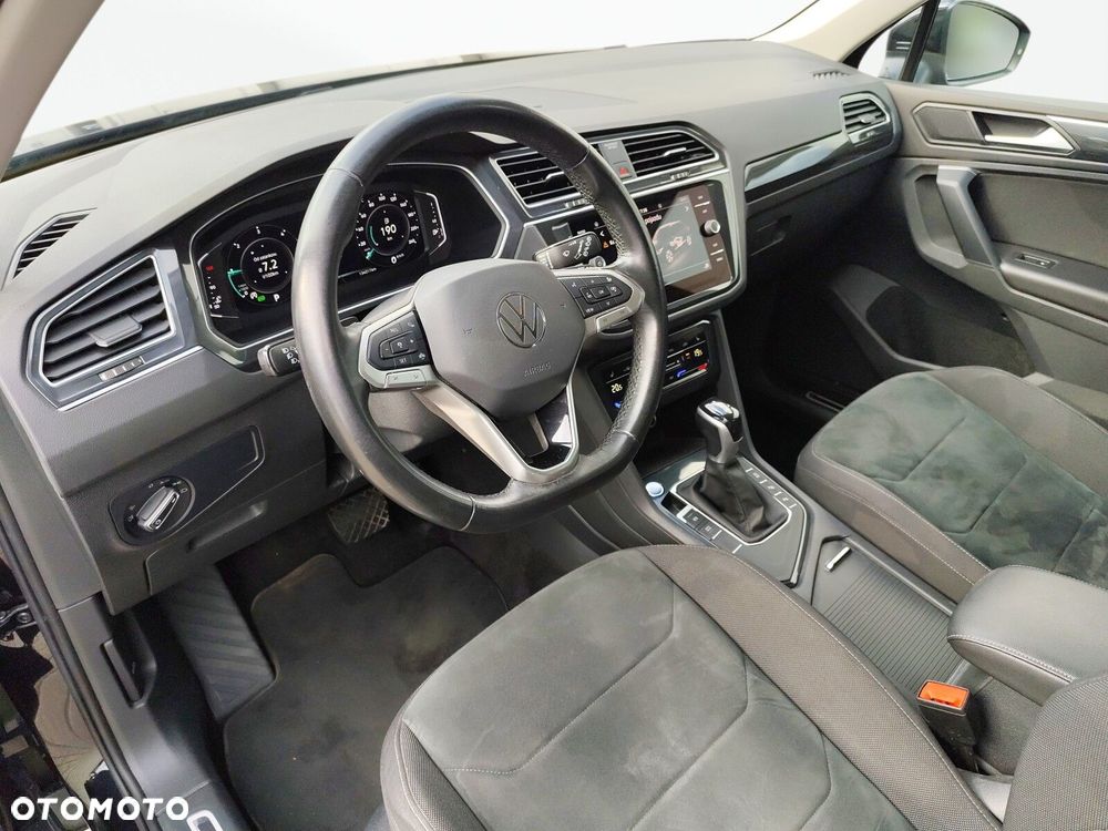 Volkswagen Tiguan - 9