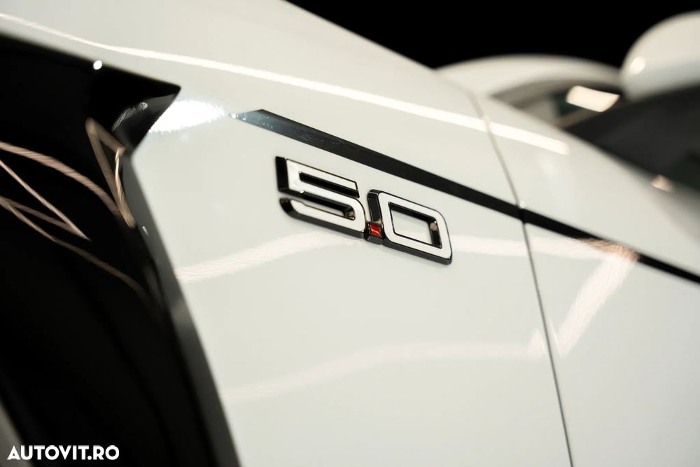 Ford Mustang - 10