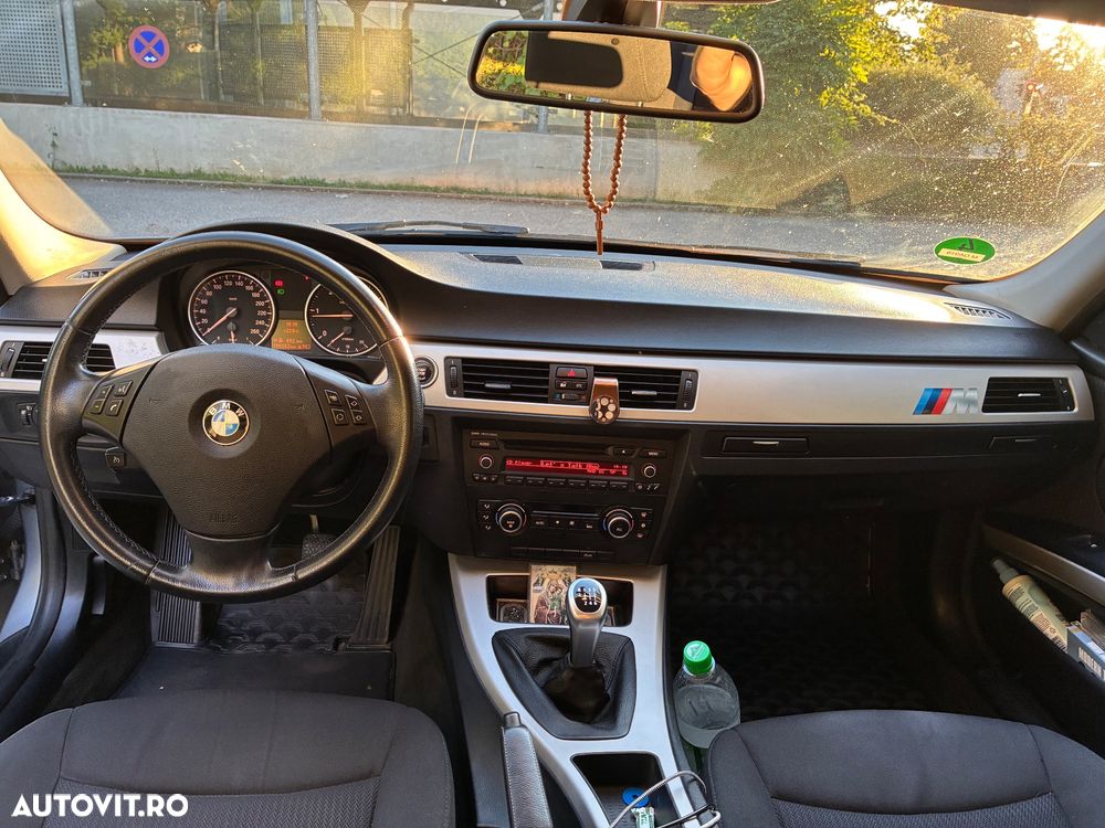 BMW Seria 3 316d - 10