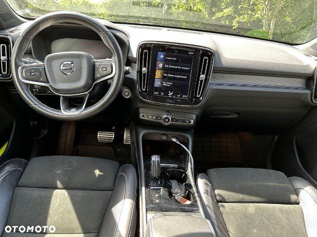 Volvo XC 40 D4 AWD R-Design - 7