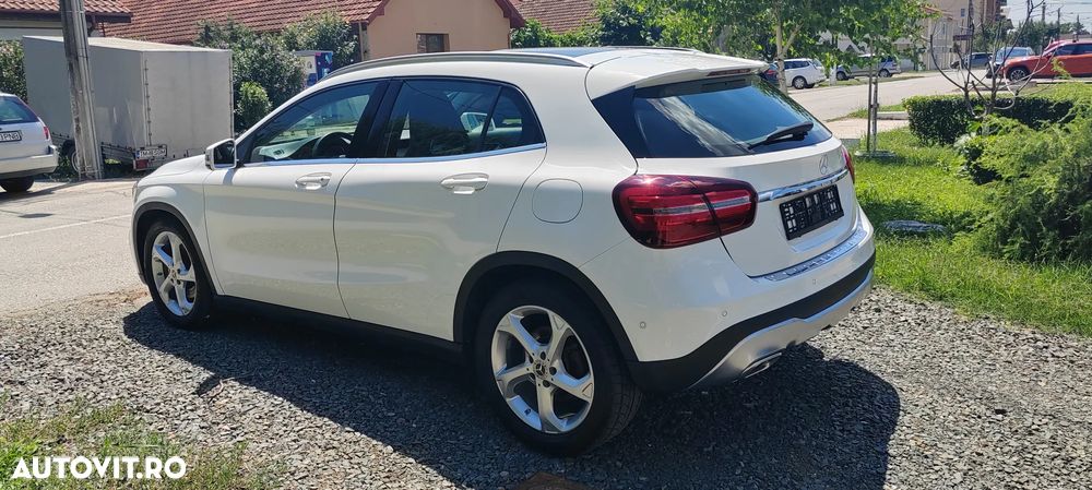 Mercedes-Benz GLA 250 4MATIC Aut. - 3