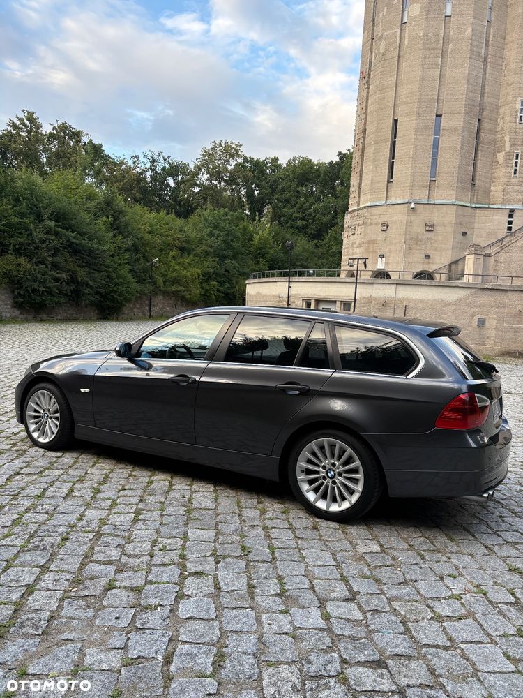 BMW Seria 3 330xd DPF Touring - 5