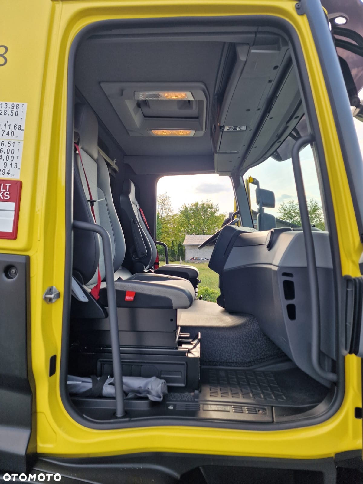 Renault C380 - 16