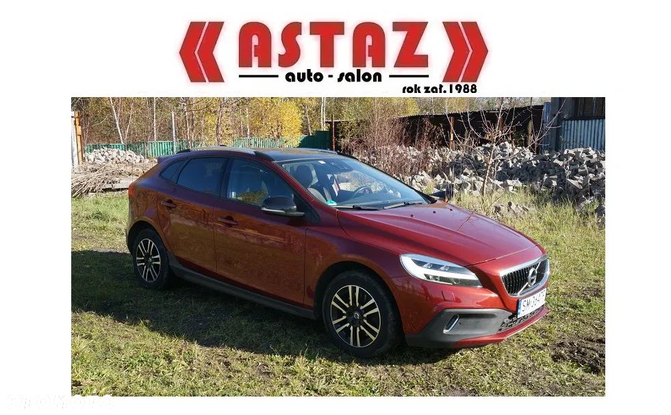 Volvo V40 Cross Country D3 Drive-E Momentum - 1