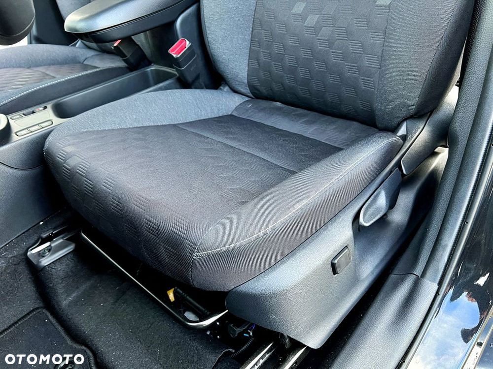 Toyota Yaris Hybrid 1.5 Style - 16