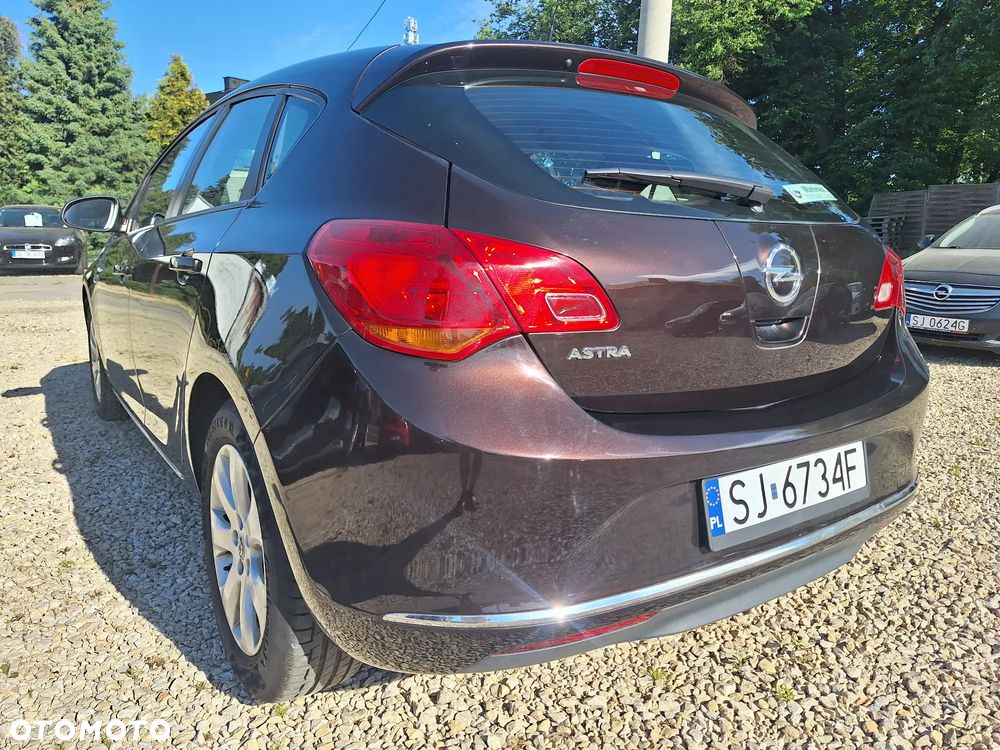 Opel Astra 1.6 Enjoy - 8