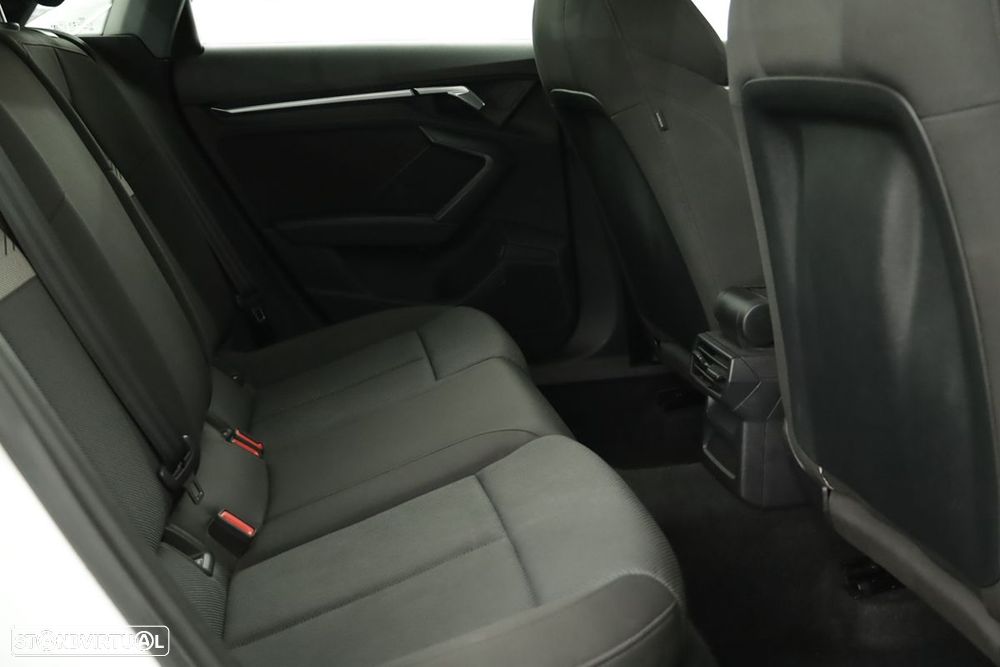 Audi A3 Sportback 30 TFSI Advanced S tronic - 22