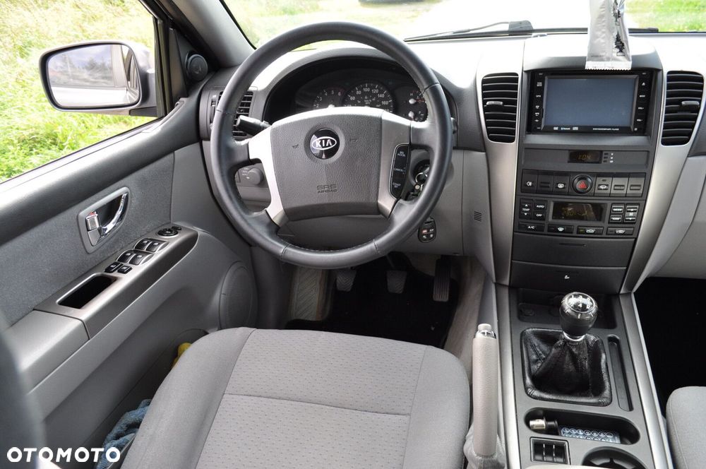 Kia Sorento - 9
