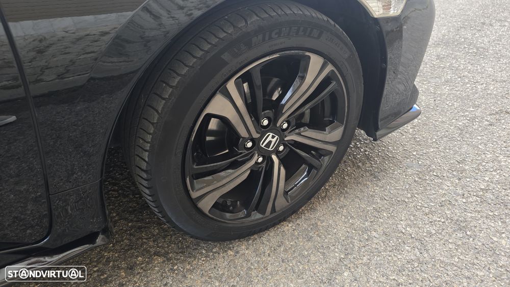 Honda Civic 1.5 i-VTEC Sport Plus - 31