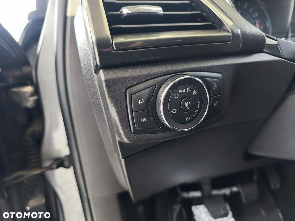 Ford Mondeo 1.5 EcoBoost Trend - 18