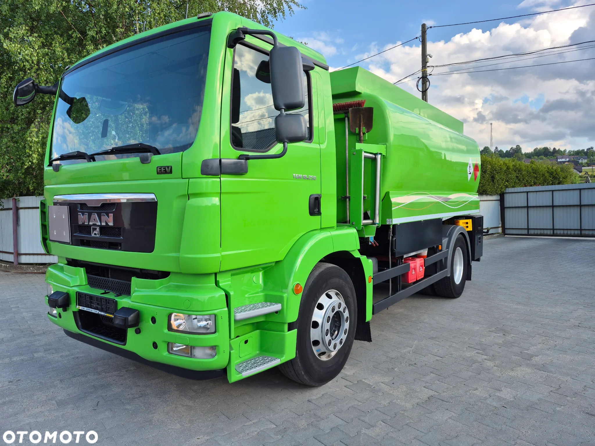MAN AUTOCYSTERNA MAN TGM18250 - 3