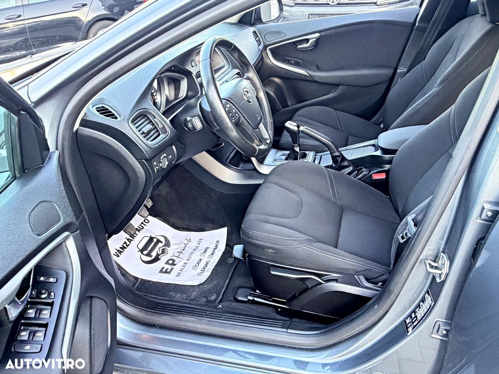 Volvo V40 - 9