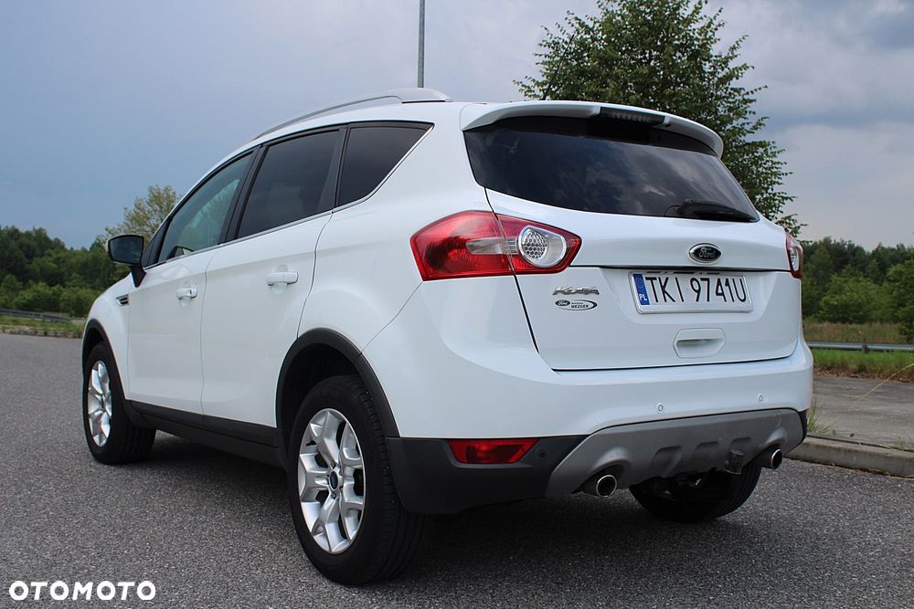 Ford Kuga 2.0 TDCi 4x4 Titanium - 12